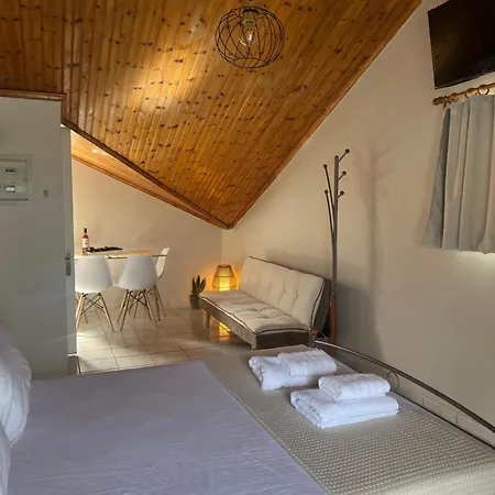 Sea Side Appartement Agia Efimia